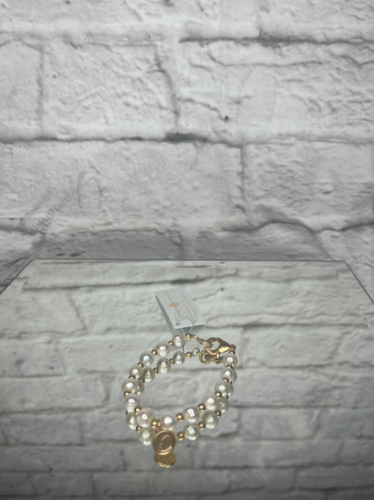 Gold Crystal Embellished Claw Bracelet